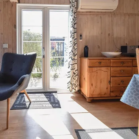 Three-bedroom Holiday In